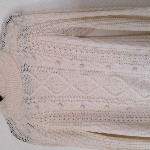 J. Crew Cable Knit Pom Pom Sweater Sz: XS NWT $98 - Picture 5 of 13